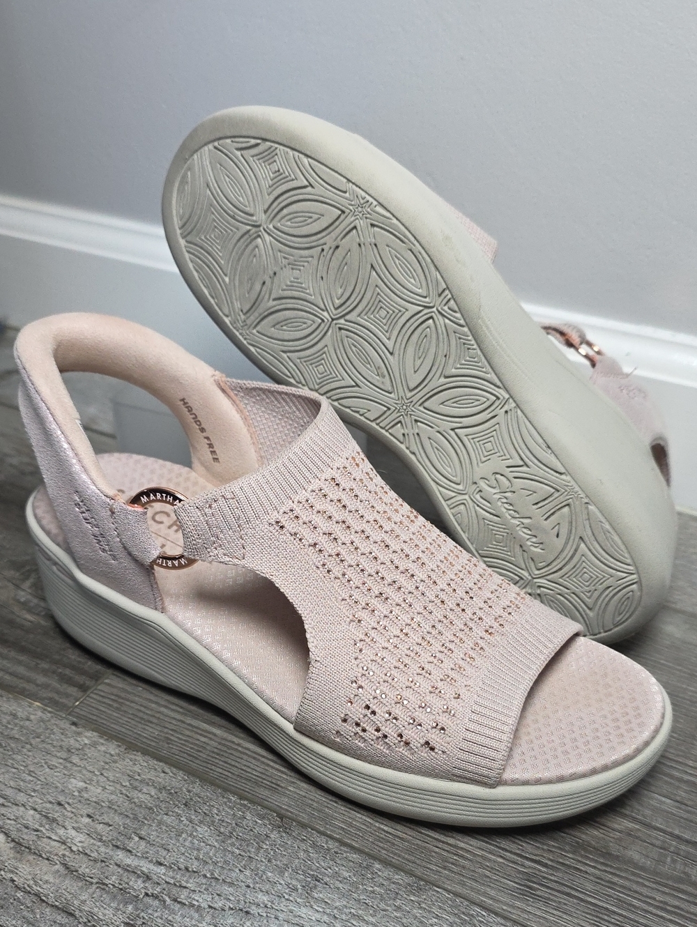 Sketchers Martha Stewart Women's Hands Free Slip-on Jewled Wedge Sandals Sz 9